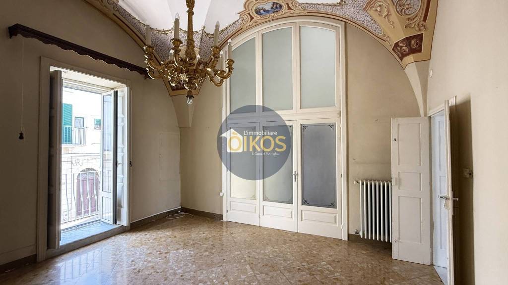 casa indipendente in vendita a Locorotondo