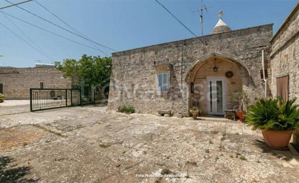 casa indipendente in vendita a Locorotondo