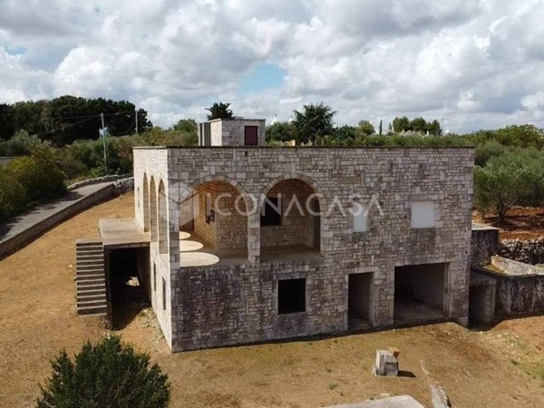 casa indipendente in vendita a Locorotondo