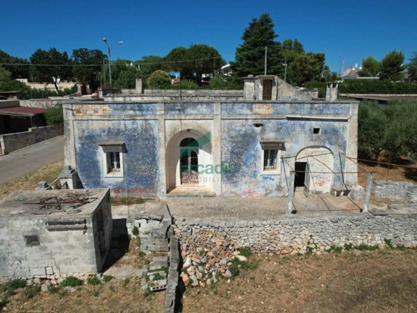 casa indipendente in vendita a Locorotondo