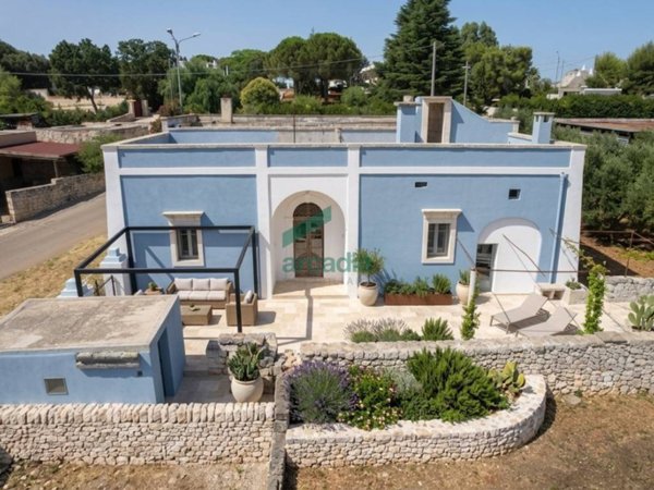 casa indipendente in vendita a Locorotondo