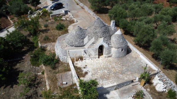 casa indipendente in vendita a Locorotondo