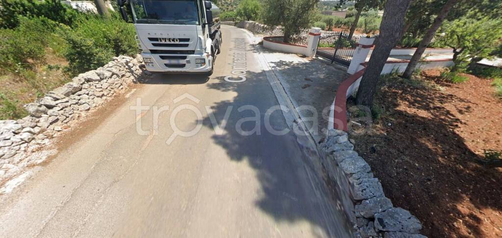 locale commerciale in vendita a Locorotondo