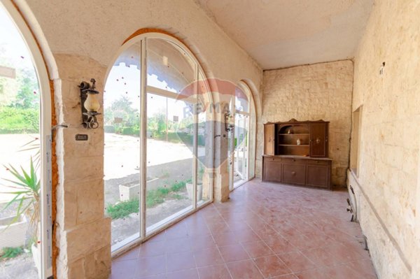 negozio in vendita a Locorotondo