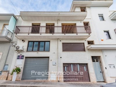 casa indipendente in vendita a Locorotondo