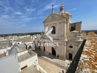 casa indipendente in vendita a Locorotondo