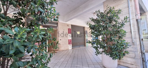 locale commerciale in vendita a Locorotondo