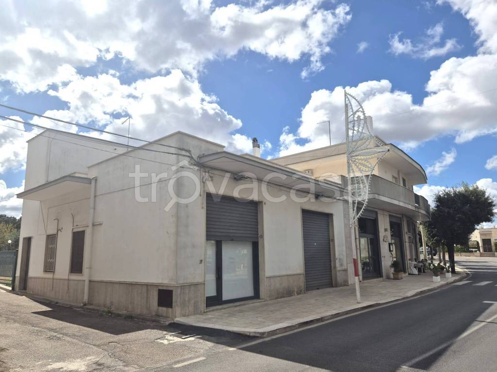 negozio in vendita a Locorotondo