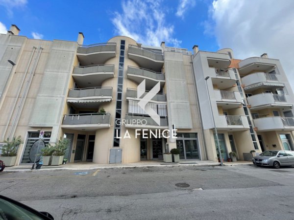 negozio in vendita a Locorotondo
