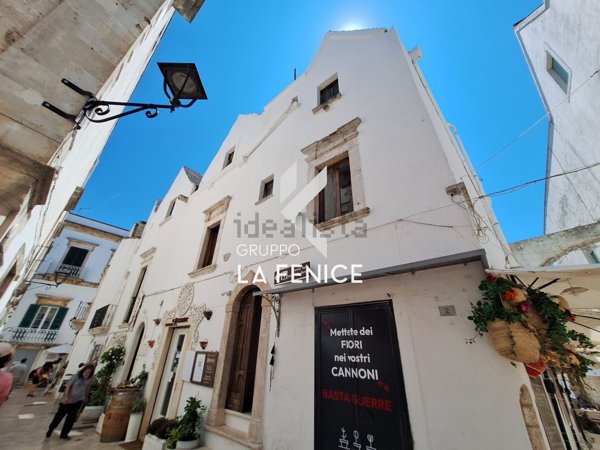 casa indipendente in vendita a Locorotondo