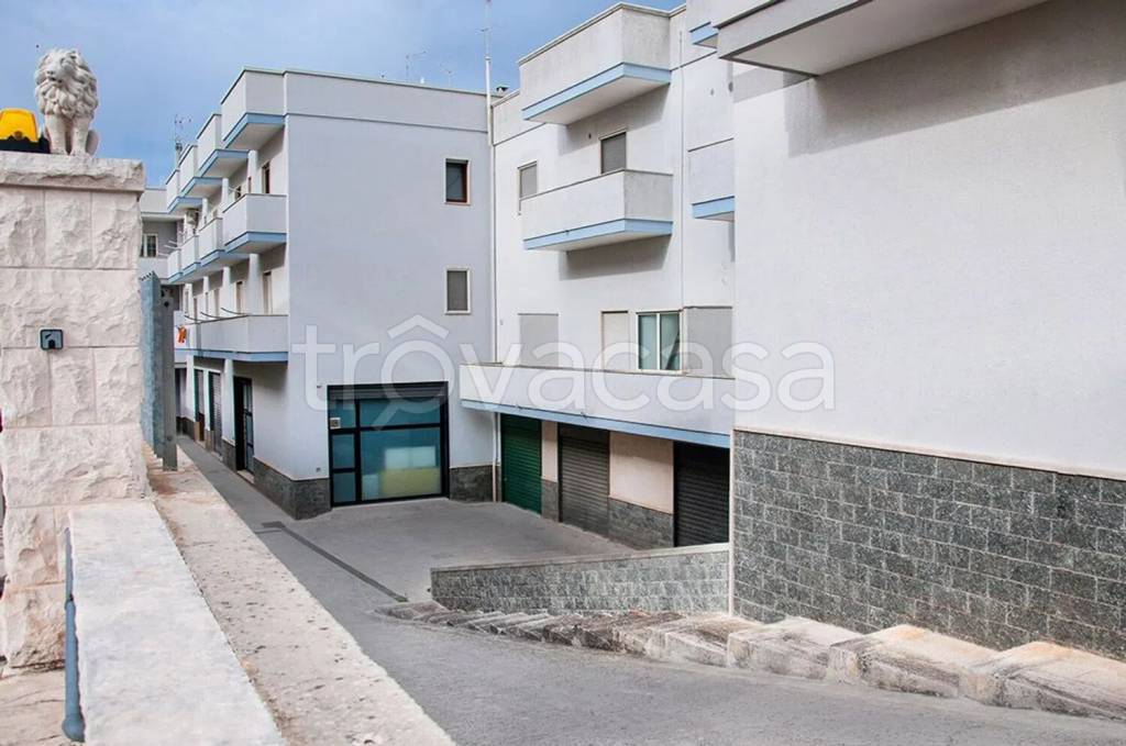 negozio in vendita a Locorotondo