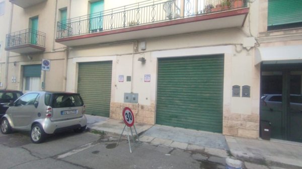 locale commerciale in vendita a Locorotondo