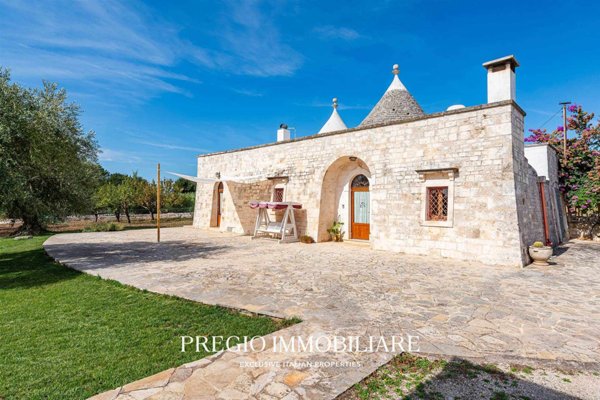 casa indipendente in vendita a Locorotondo