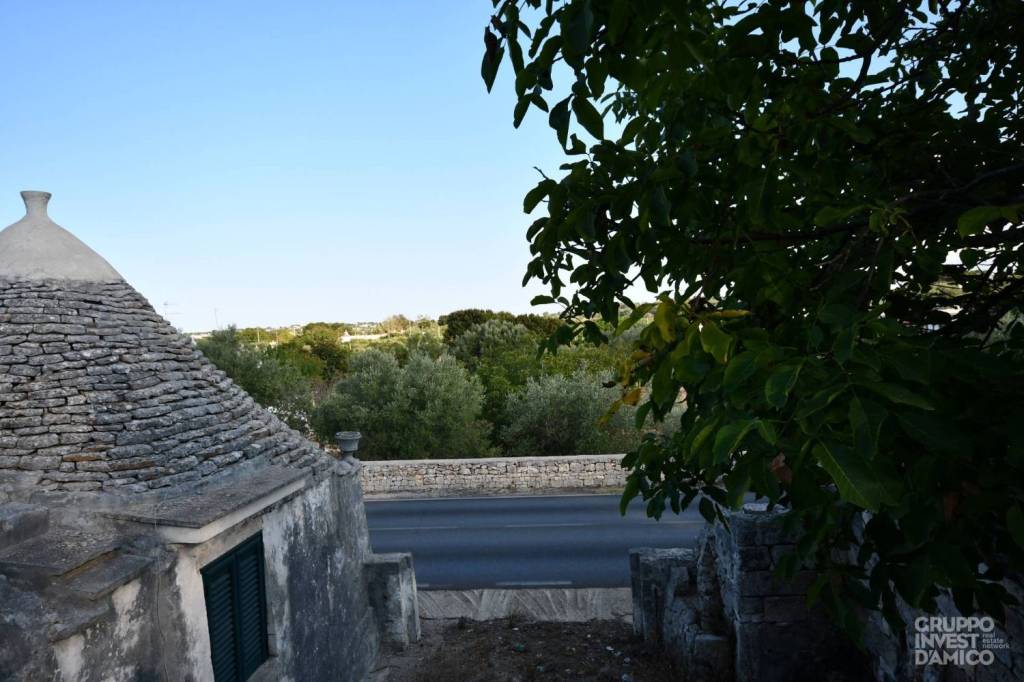 casa indipendente in vendita a Locorotondo