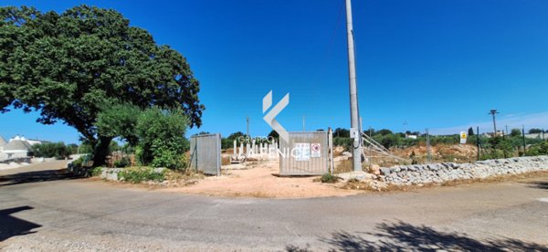 casa indipendente in vendita a Locorotondo