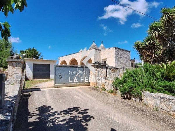 casa indipendente in vendita a Locorotondo