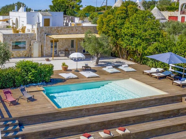 casa indipendente in vendita a Locorotondo