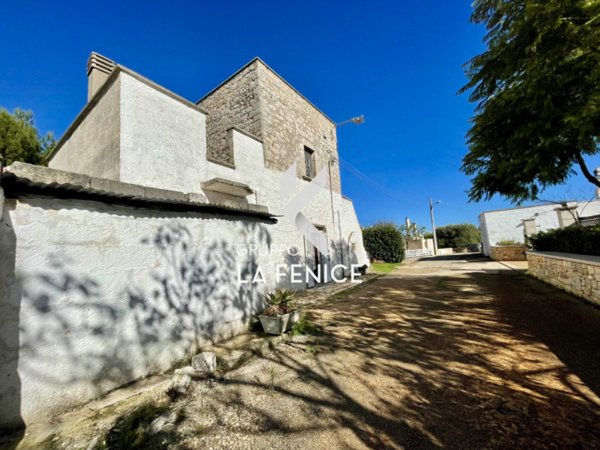 casa indipendente in vendita a Locorotondo