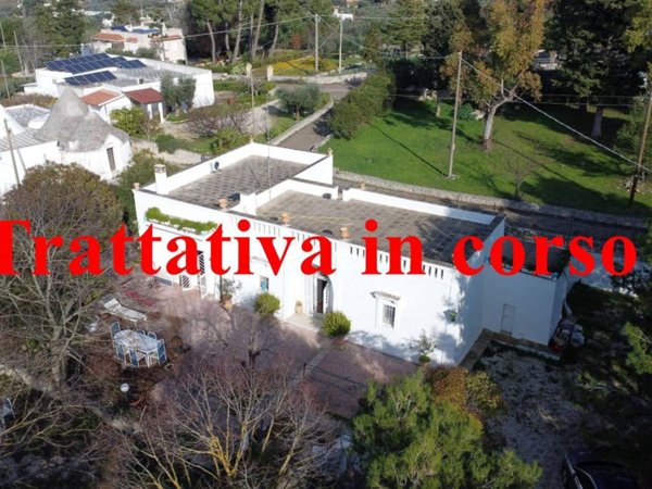 casa indipendente in vendita a Locorotondo