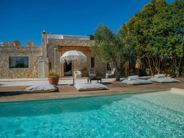 casa indipendente in vendita a Locorotondo