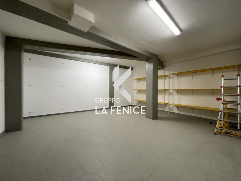 locale di sgombero in vendita a Locorotondo