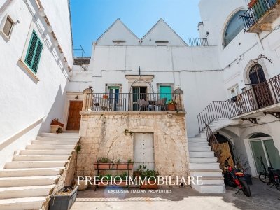 casa indipendente in vendita a Locorotondo