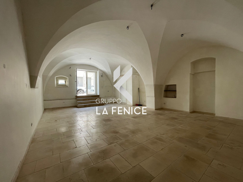 negozio in vendita a Locorotondo