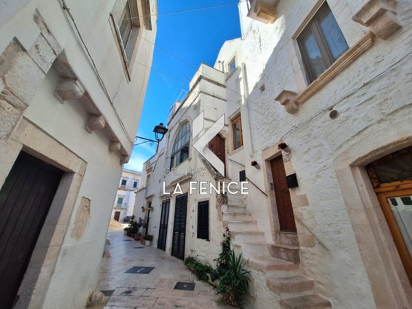 casa indipendente in vendita a Locorotondo