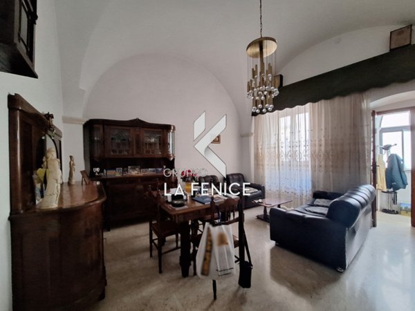 casa indipendente in vendita a Locorotondo