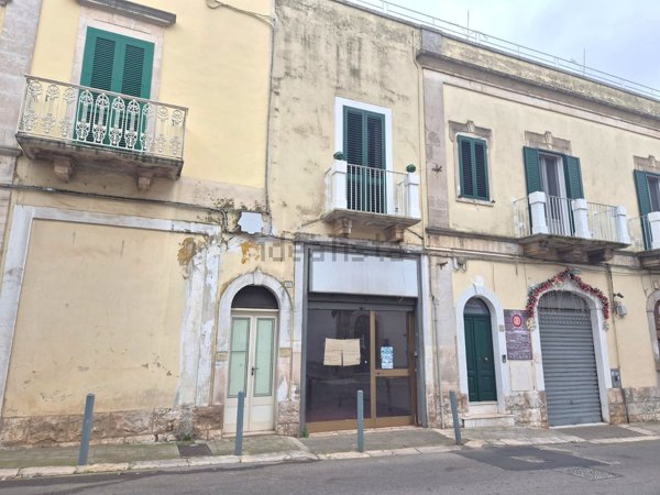 locale commerciale in vendita a Locorotondo