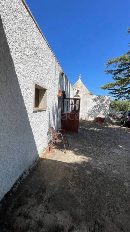 casa indipendente in vendita a Locorotondo