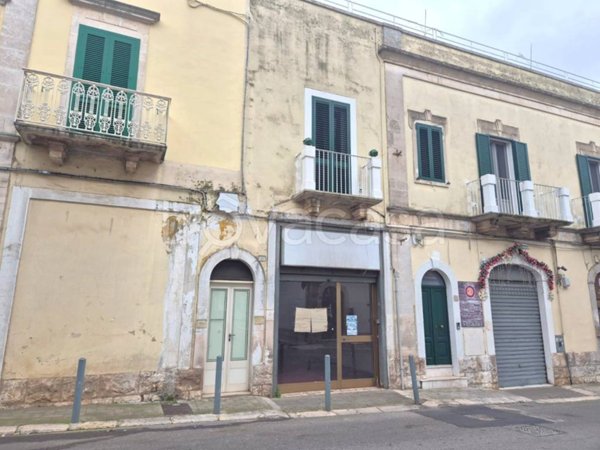 negozio in vendita a Locorotondo