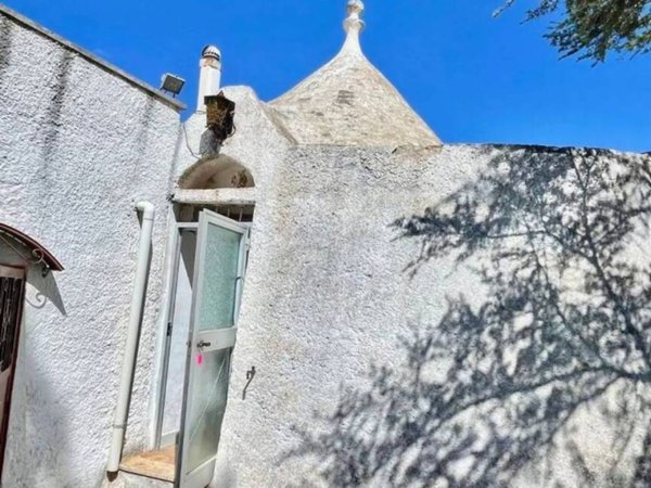 casa indipendente in vendita a Locorotondo