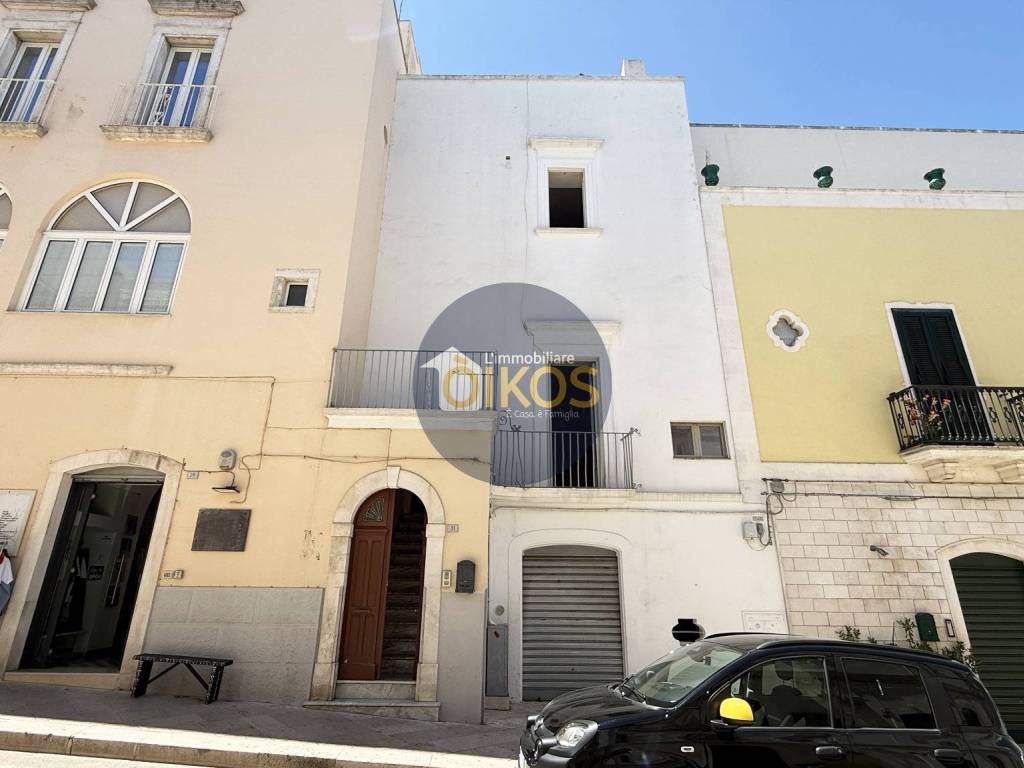 casa indipendente in vendita a Locorotondo