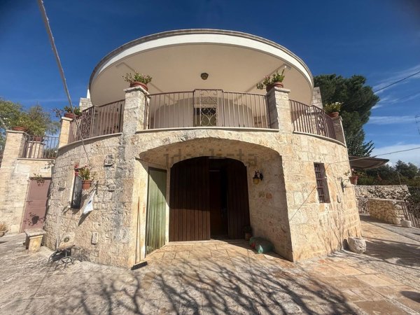 casa indipendente in vendita a Locorotondo in zona San Marco