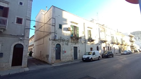 casa indipendente in vendita a Locorotondo