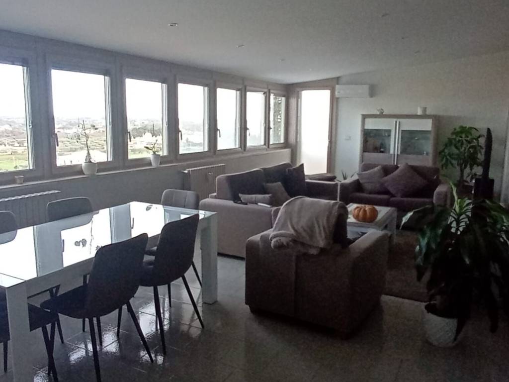 appartamento in vendita a Locorotondo