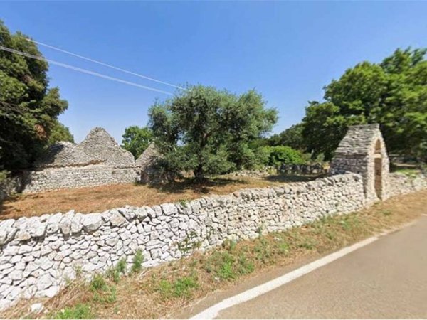 casa indipendente in vendita a Locorotondo