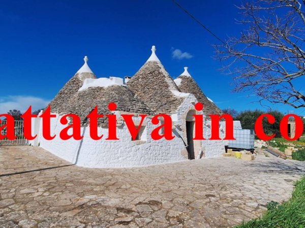 casa indipendente in vendita a Locorotondo
