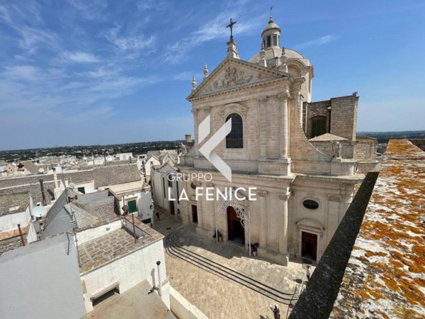 casa indipendente in vendita a Locorotondo