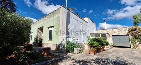 pentavano in vendita a Locorotondo