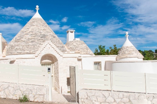 casa indipendente in vendita a Locorotondo