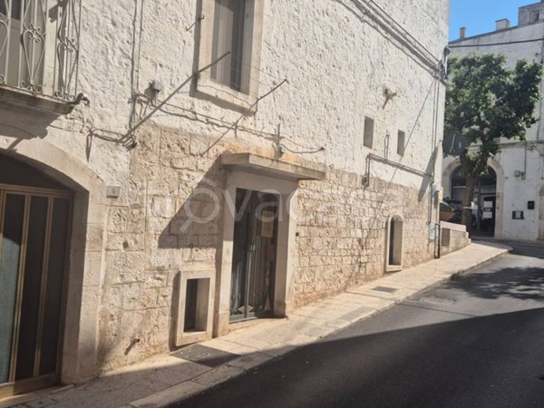 negozio in vendita a Locorotondo