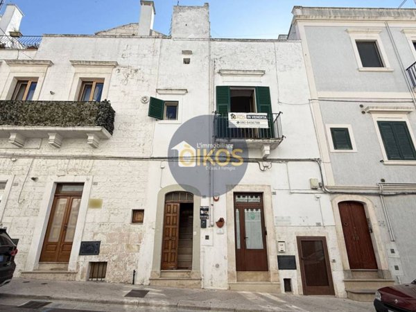 casa indipendente in vendita a Locorotondo