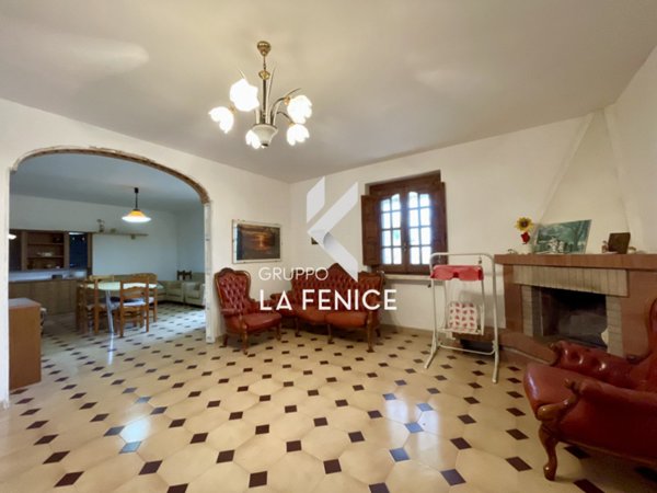 casa indipendente in vendita a Locorotondo in zona Trito
