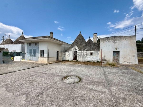 appartamento in vendita a Locorotondo in zona Tagaro