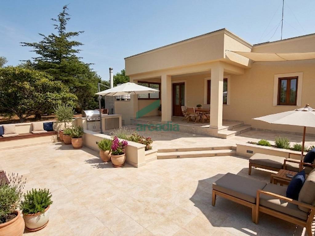 casa indipendente in vendita a Locorotondo