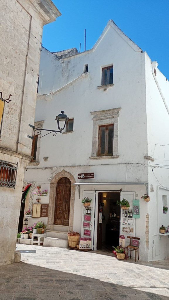 casa indipendente in vendita a Locorotondo