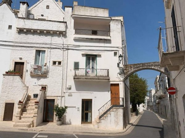 casa indipendente in vendita a Locorotondo