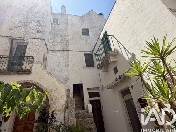 casa indipendente in vendita a Locorotondo